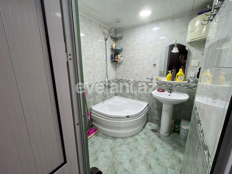 Satılır, köhnə tikili, 3 otaqlı, 60 m², Bakı, Xətai r, Əhmədli q, Həzi Aslanov m.