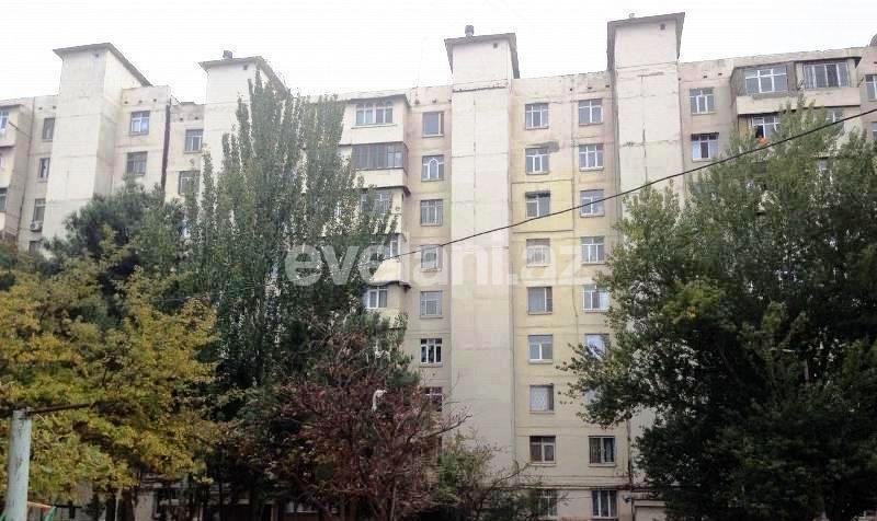 Satılır, köhnə tikili, 3 otaqlı, 60 m², Bakı, Xətai r, Əhmədli q, Həzi Aslanov m.