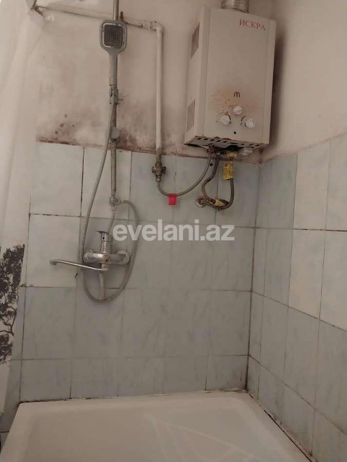 Sale, old building, 2 room, 30 m², Baku, Nizami r, 8-th kilometer d, Neftchilar m.