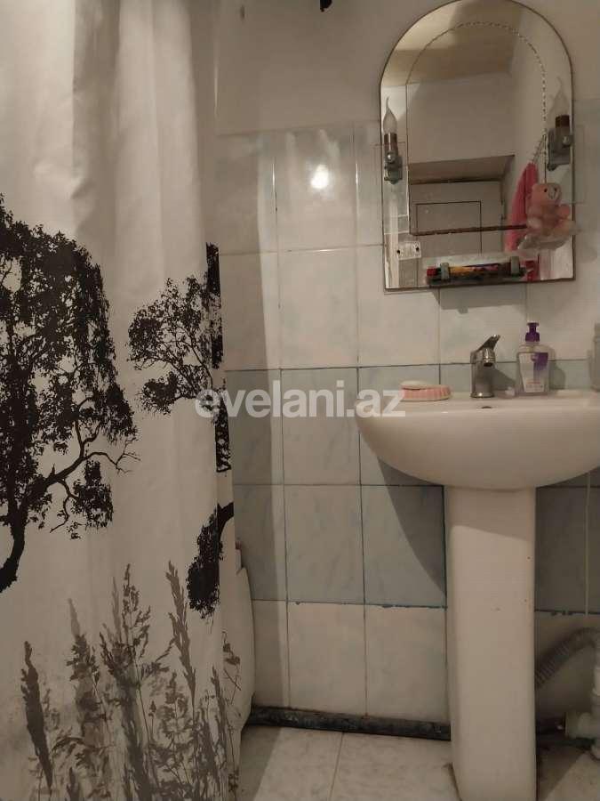 Sale, old building, 2 room, 30 m², Baku, Nizami r, 8-th kilometer d, Neftchilar m.