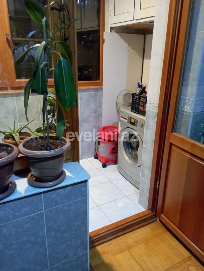 Rent, old building, 3 room, 70 m², Baku, Nizami r, 8-th kilometer d, Khalglar Doslugu m.