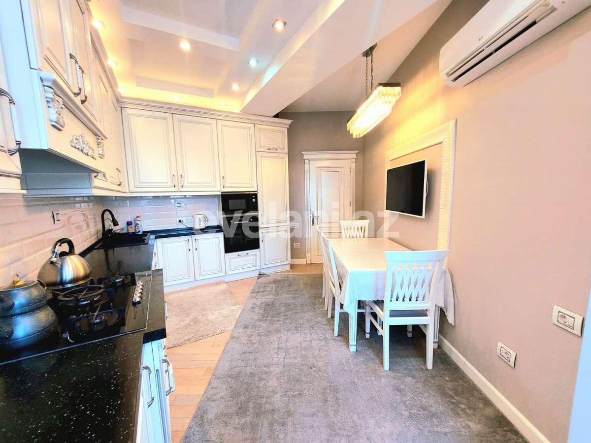 Kirayə verilir, yeni tikili, 4 otaqlı, 150 m², Bakı, Yasamal r, Yasamal q, Elmlər Akademiyası m.