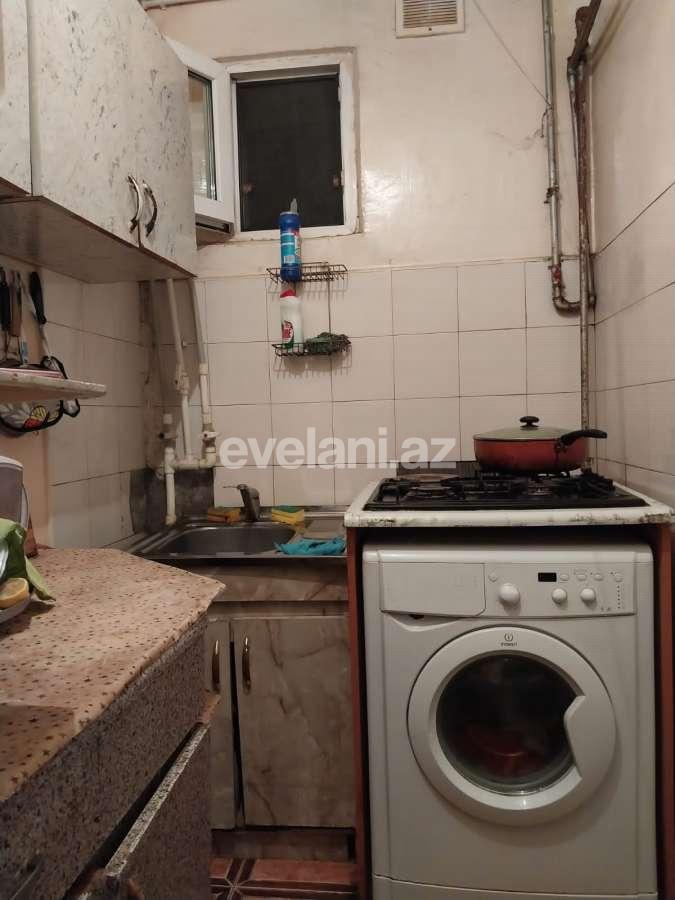 Sale, old building, 2 room, 32 m², Baku, Nizami r, Neftchilar m.