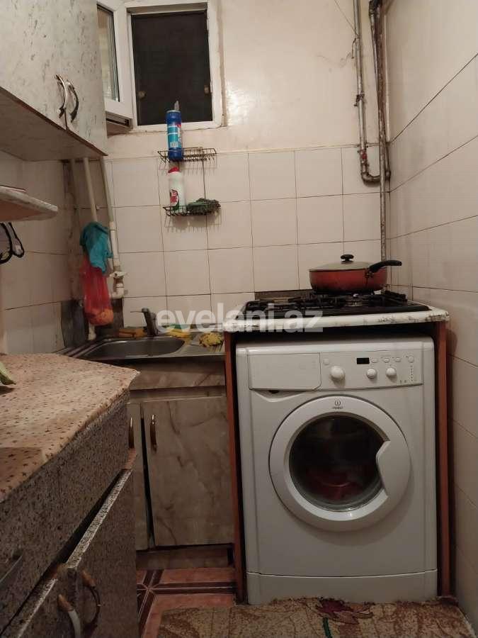 Sale, old building, 2 room, 32 m², Baku, Nizami r, Neftchilar m.