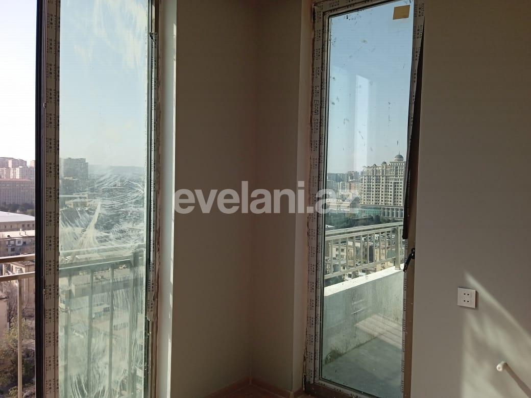 Satılır, yeni tikili, 4 otaqlı, 158 m², Bakı, Yasamal r, Yasamal q, Elmlər Akademiyası m.