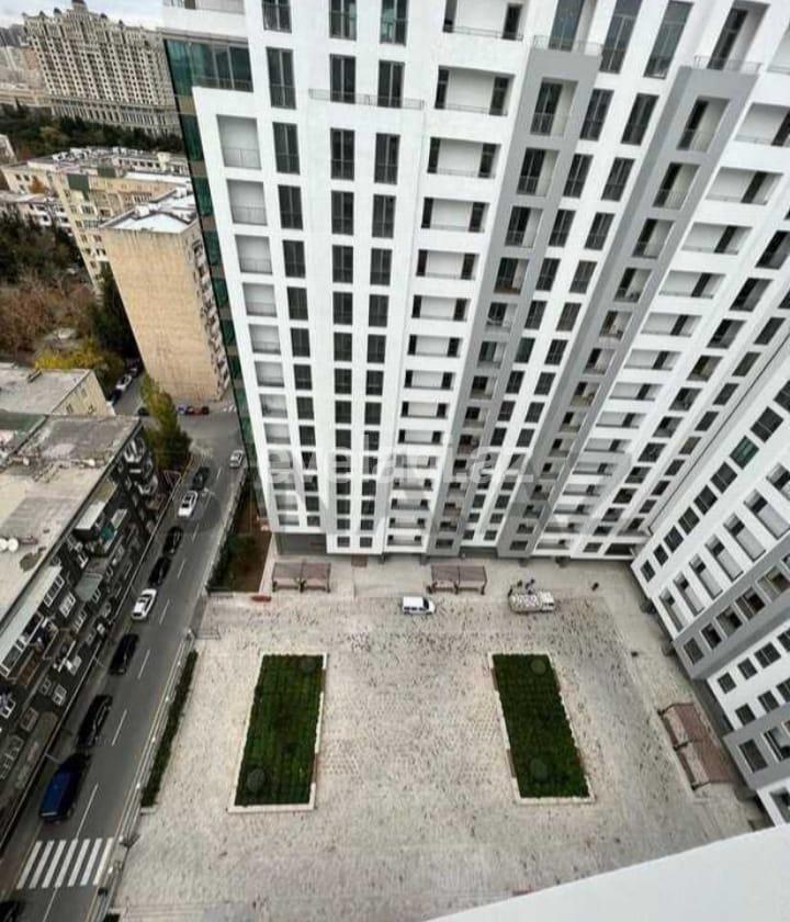 Satılır, yeni tikili, 4 otaqlı, 158 m², Bakı, Yasamal r, Yasamal q, Elmlər Akademiyası m.