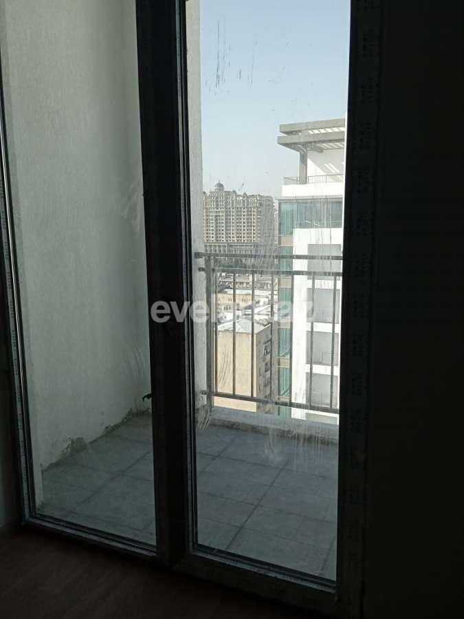 Satılır, yeni tikili, 4 otaqlı, 158 m², Bakı, Yasamal r, Yasamal q, Elmlər Akademiyası m.