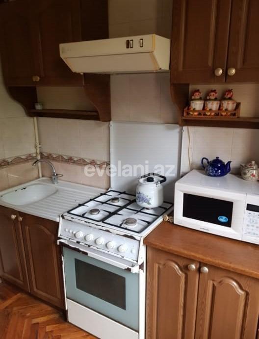 Kirayə verilir, köhnə tikili, 2 otaqlı, 80 m², Bakı, Nəsimi r, 28 may m.