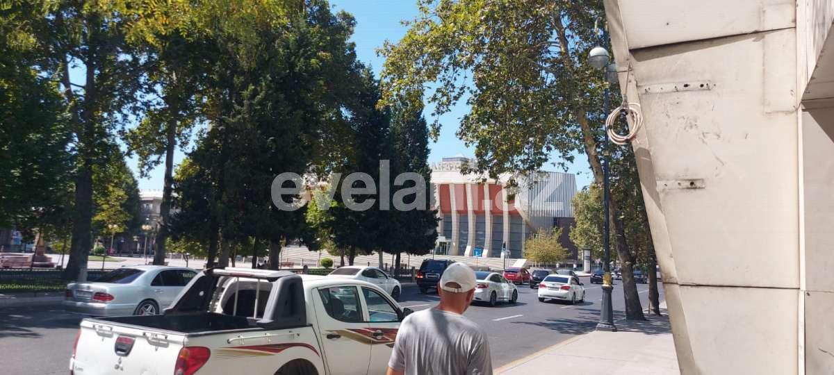 Satılır, obyekt, 320 m², Bakı, Nəsimi r, 28 may m.