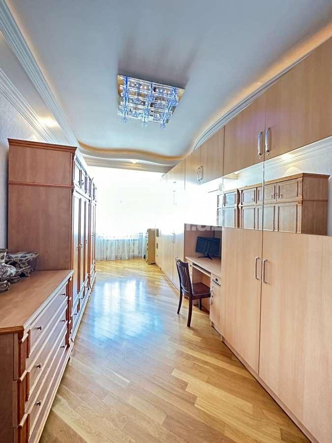 Satılır, yeni tikili, 4 otaqlı, 245 m², Bakı, Nəsimi r, 28 may m.