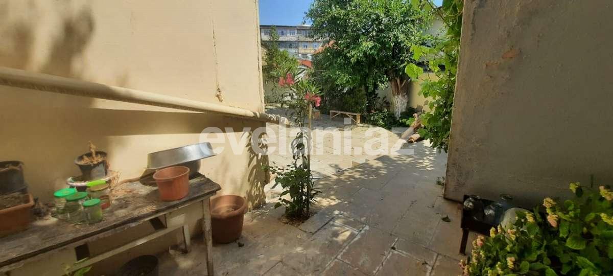 Satılır, həyət evi / bağ, 5 otaqlı, 270 m², Bakı, Səbail r, Badamdar q.