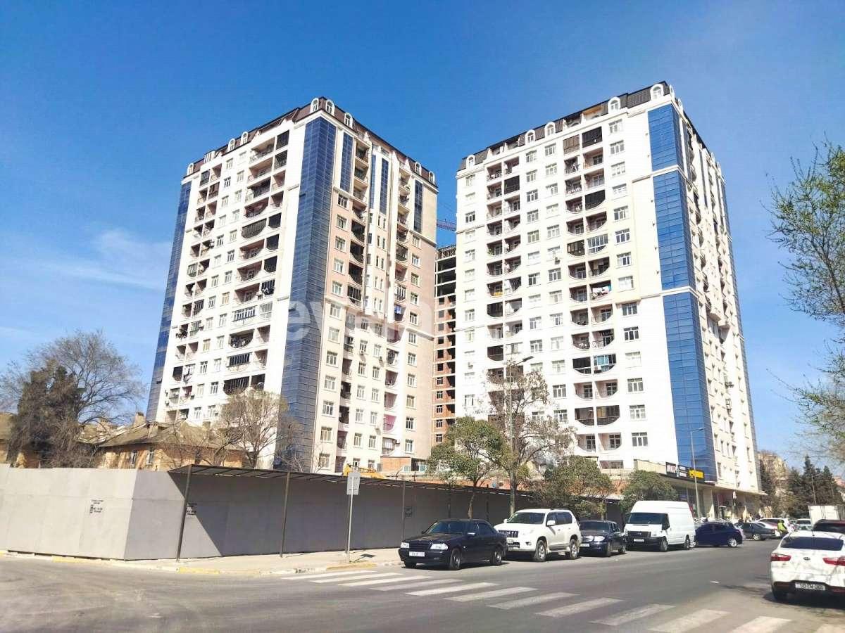 Satılır, yeni tikili, 3 otaqlı, 130 m², Sumqayıt, 14-cü məhəllə r.