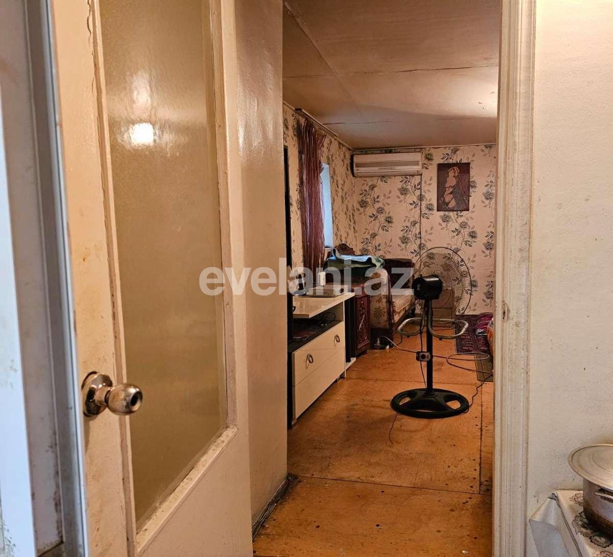 Satılır, köhnə tikili, 2 otaqlı, 60 m², Bakı, Səbail r, İçəri Şəhər m.