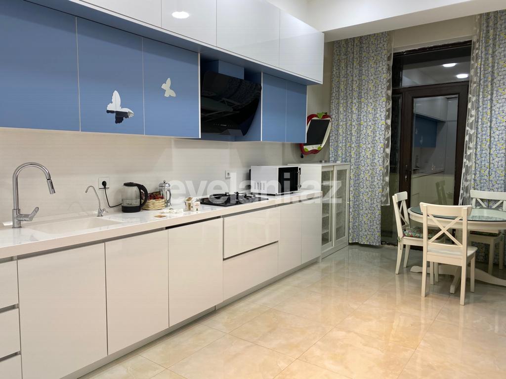 Kirayə verilir, yeni tikili, 3 otaqlı, 150 m², Bakı, Nəsimi r.