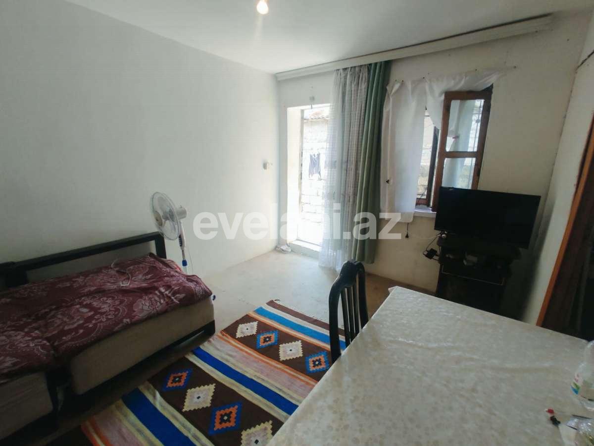 Kirayə verilir, köhnə tikili, 2 otaqlı, 50 m², Bakı, Nizami r, Qara Qarayev m.