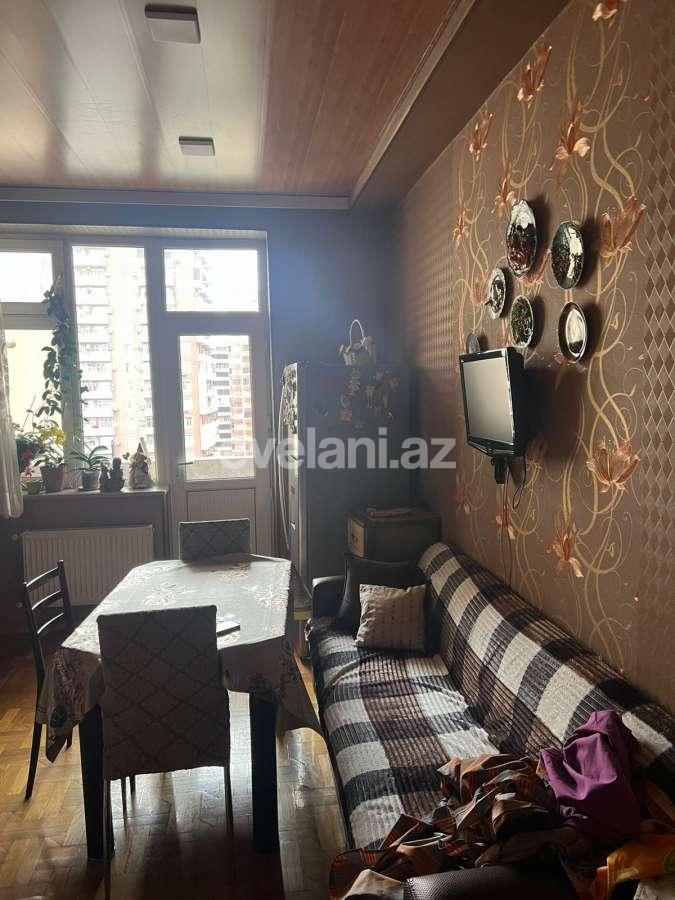 Satılır, yeni tikili, 3 otaqlı, 141 m², Bakı, Binəqədi r, 8-ci mikrorayon q, Azadlıq prospekti m.