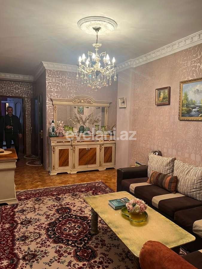 Satılır, yeni tikili, 3 otaqlı, 141 m², Bakı, Binəqədi r, 8-ci mikrorayon q, Azadlıq prospekti m.