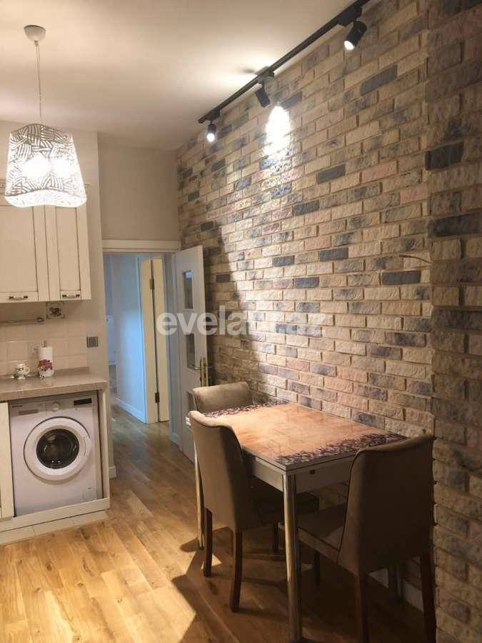 Сдаётся, новостройка, 3-комнаты, 109.99 m², Баку, Сабаильский r, Ичери Шехер m.