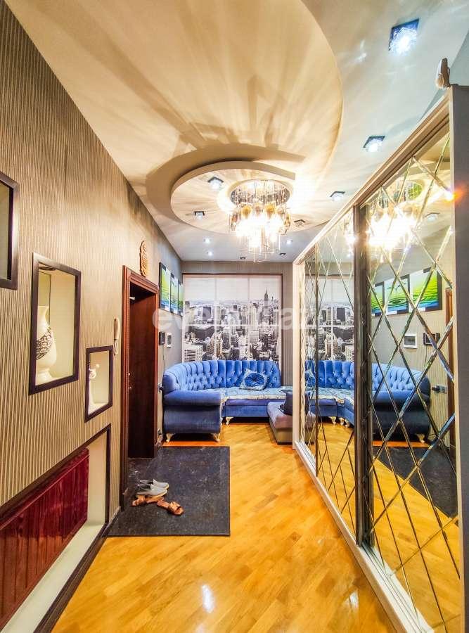 Satılır, yeni tikili, 3 otaqlı, 125 m², Bakı, Nizami r, Qara Qarayev m.