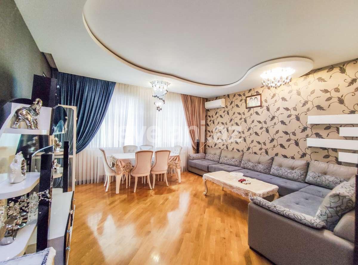 Satılır, yeni tikili, 3 otaqlı, 125 m², Bakı, Nizami r, Qara Qarayev m.