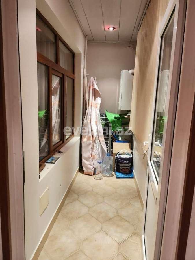 Kirayə verilir, köhnə tikili, 4 otaqlı, 104 m², Bakı, Binəqədi r, 9-cu mikrorayon q, Memar Əcəmi m.