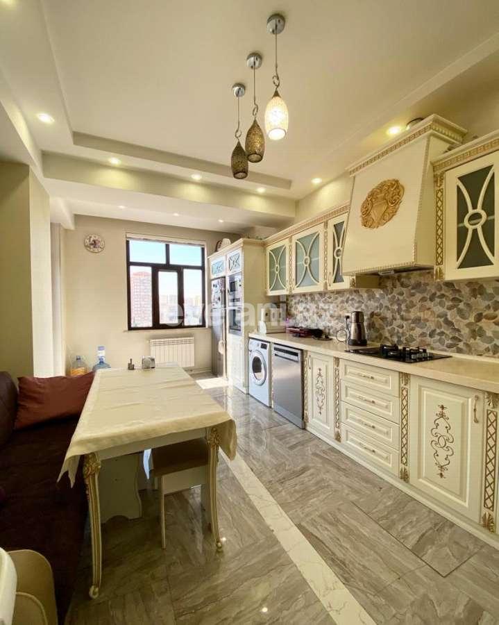 Satılır, yeni tikili, 4 otaqlı, 140 m², Bakı, Nərimanov r, Gənclik m.