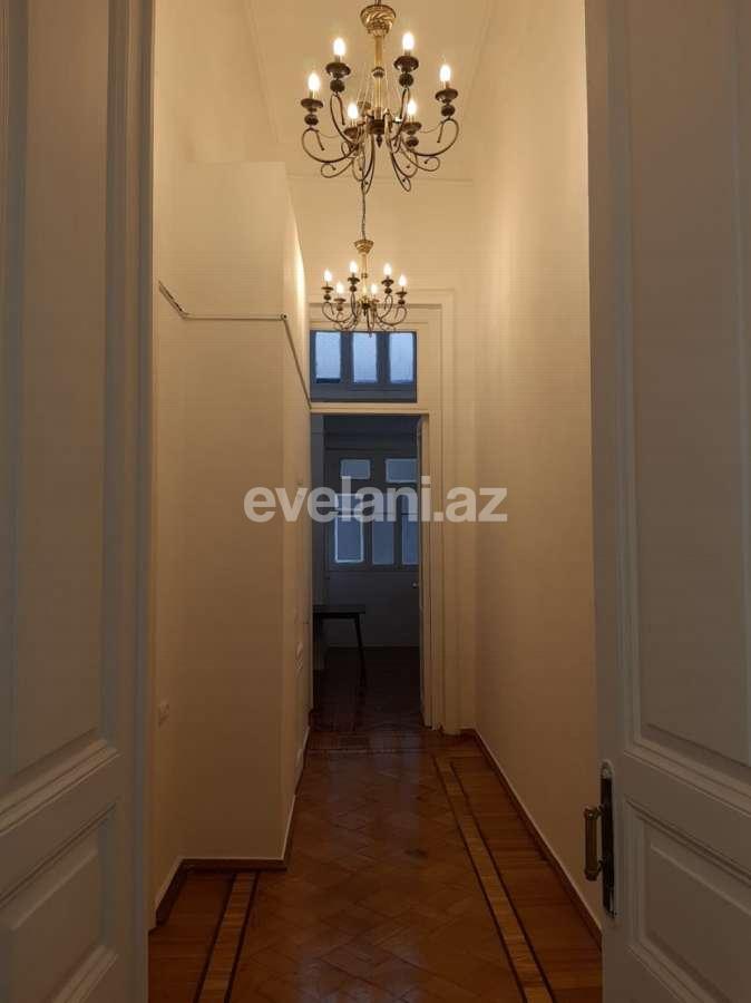 Kirayə verilir, ofis, 4 otaqlı, 160 m², Bakı, Səbail r, Sahil m.