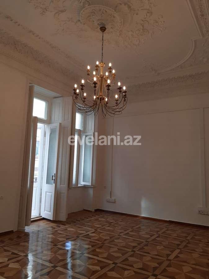 Kirayə verilir, ofis, 4 otaqlı, 160 m², Bakı, Səbail r, Sahil m.
