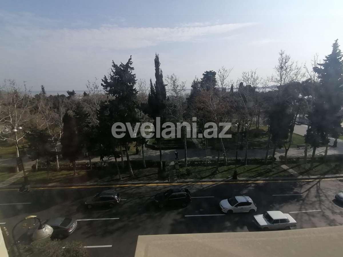 Rent, old building, 3 room, 100 m², Baku, Sabail r, Sahil m.