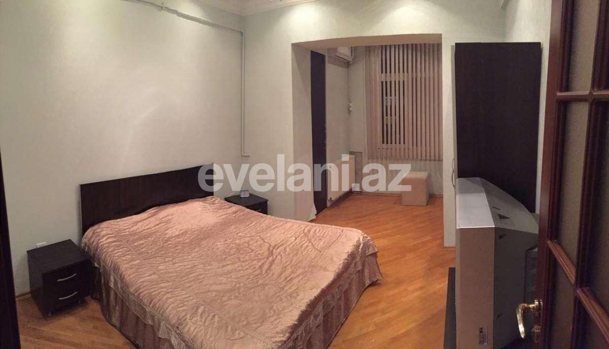 Rent, old building, 3 room, 100 m², Baku, Sabail r, Sahil m.