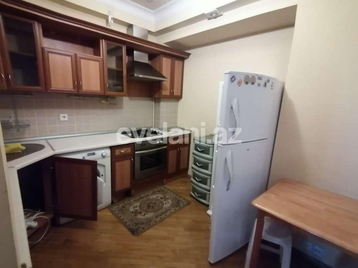 Rent, old building, 3 room, 100 m², Baku, Sabail r, Sahil m.
