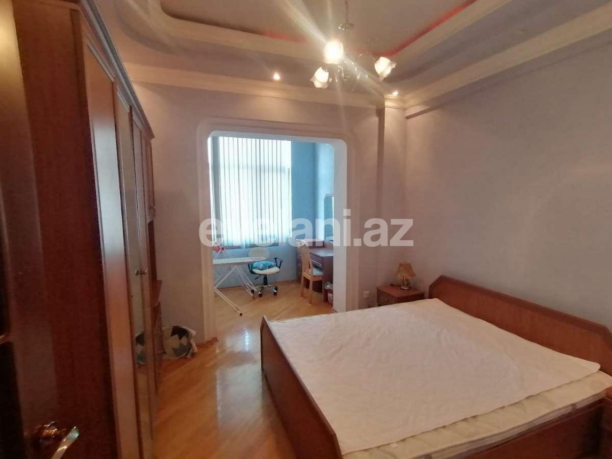 Rent, old building, 3 room, 100 m², Baku, Sabail r, Sahil m.