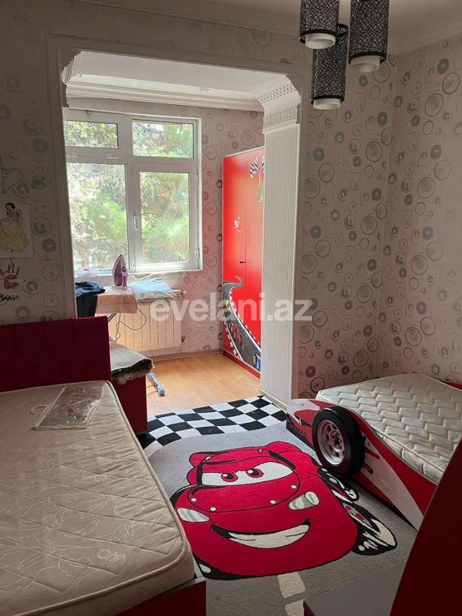 Sale, old building, 3 room, 85 m², Baku, Khatai r, Hazi Aslanov m.