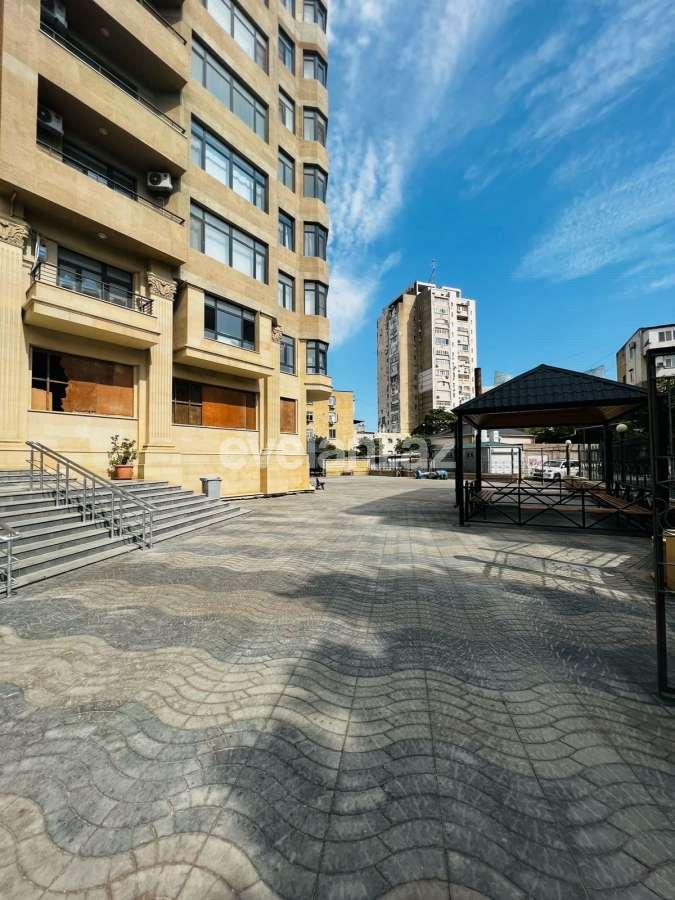 Сдаётся, новостройка, 3-комнаты, 146 m², Баку, Ясамальский r, Ичери Шехер m.