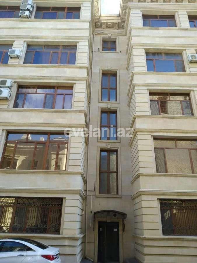 Kirayə verilir, köhnə tikili, 2 otaqlı, 95 m², Bakı, Səbail r.