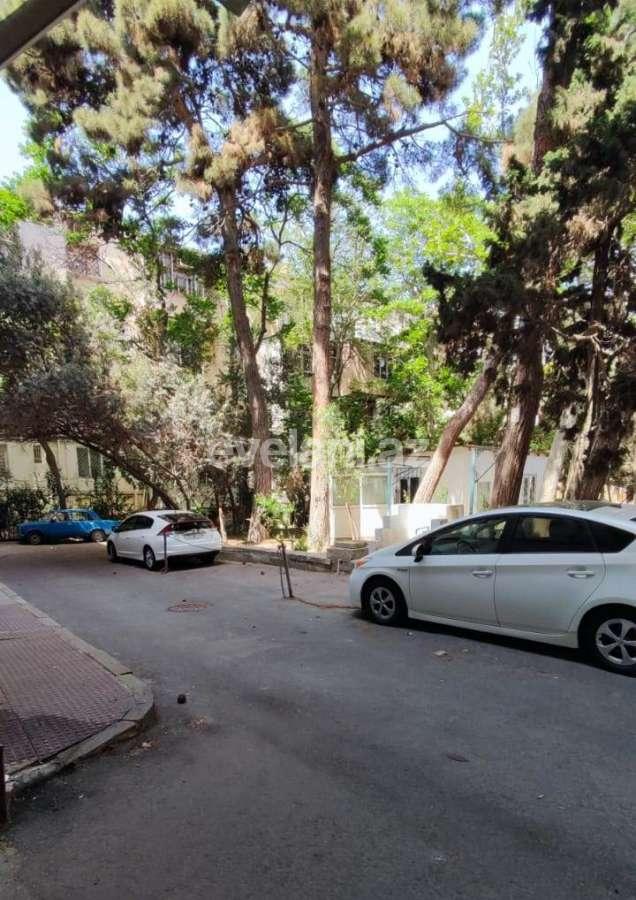 Sale, old building, 3 room, 60 m², Baku, Nasimi r, 28 may m.