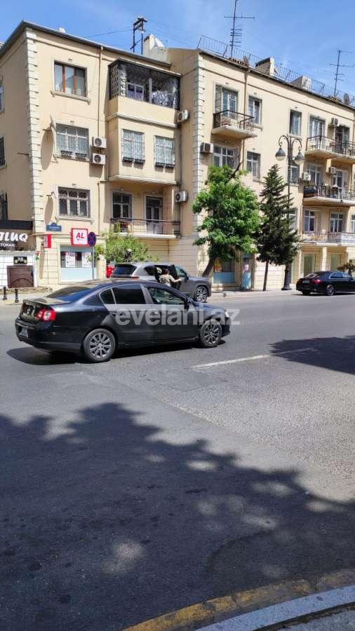 Sale, old building, 3 room, 60 m², Baku, Nasimi r, 28 may m.