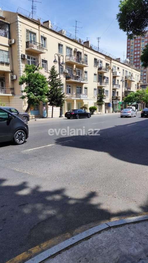 Sale, old building, 3 room, 60 m², Baku, Nasimi r, 28 may m.