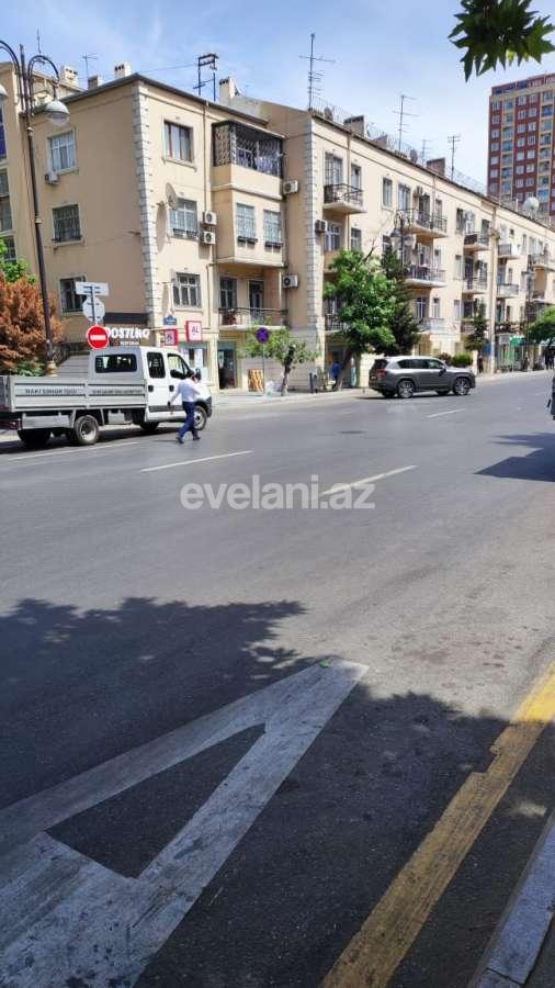 Sale, old building, 3 room, 60 m², Baku, Nasimi r, 28 may m.