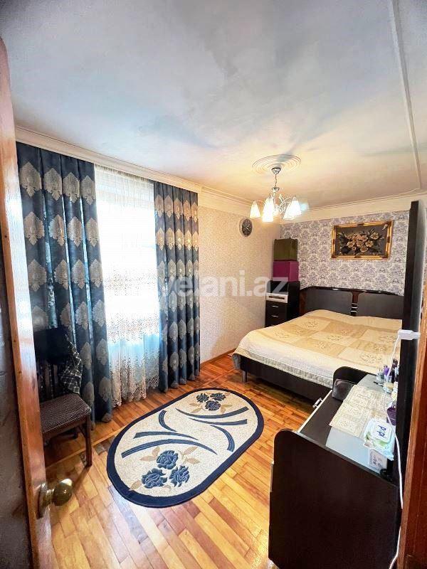 Satılır, köhnə tikili, 3 otaqlı, 90 m², Bakı, Nizami r, 8-ci kilometr q, Qara Qarayev m.