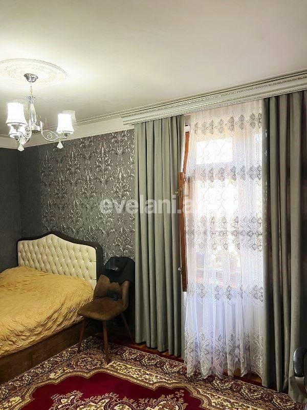 Satılır, köhnə tikili, 3 otaqlı, 90 m², Bakı, Nizami r, 8-ci kilometr q, Qara Qarayev m.