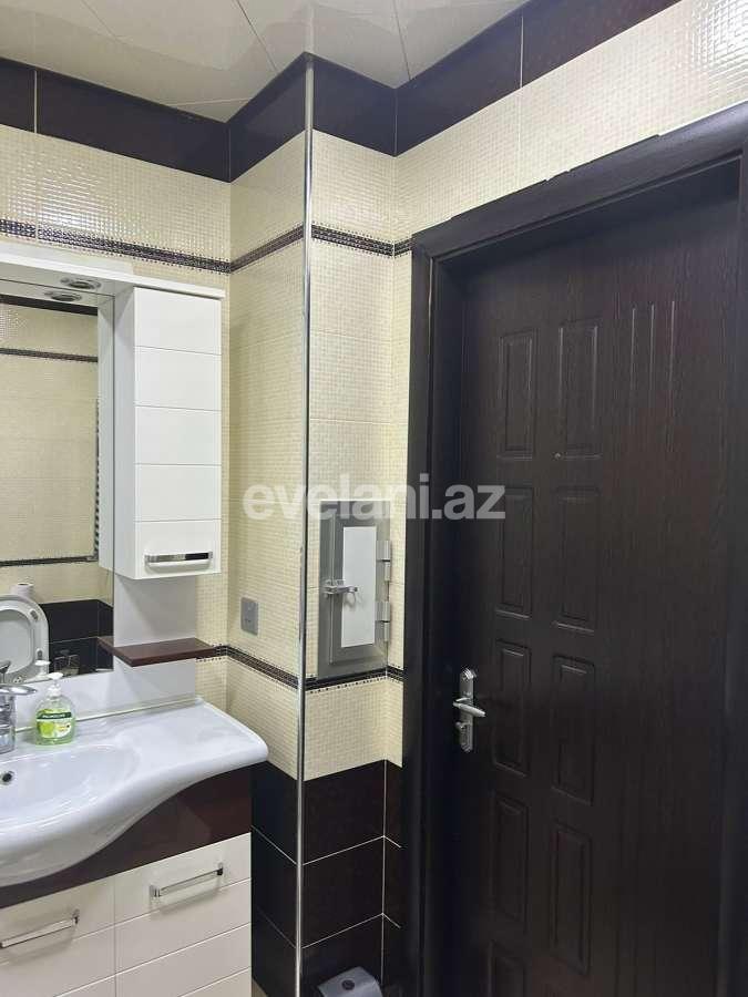 Rent, old building, 2 room, 65 m², Baku, Khatai r, 28 may m.