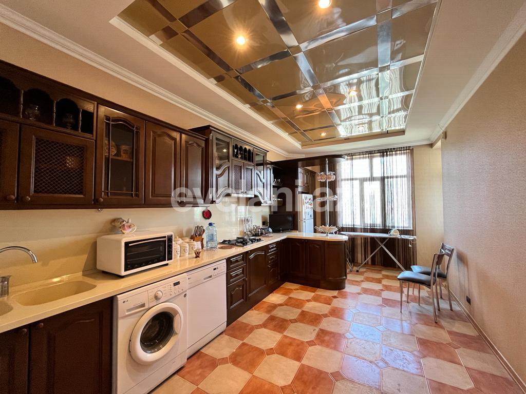 Satılır, yeni tikili, 2 otaqlı, 99.99 m², Bakı, Nəsimi r, 28 may m.
