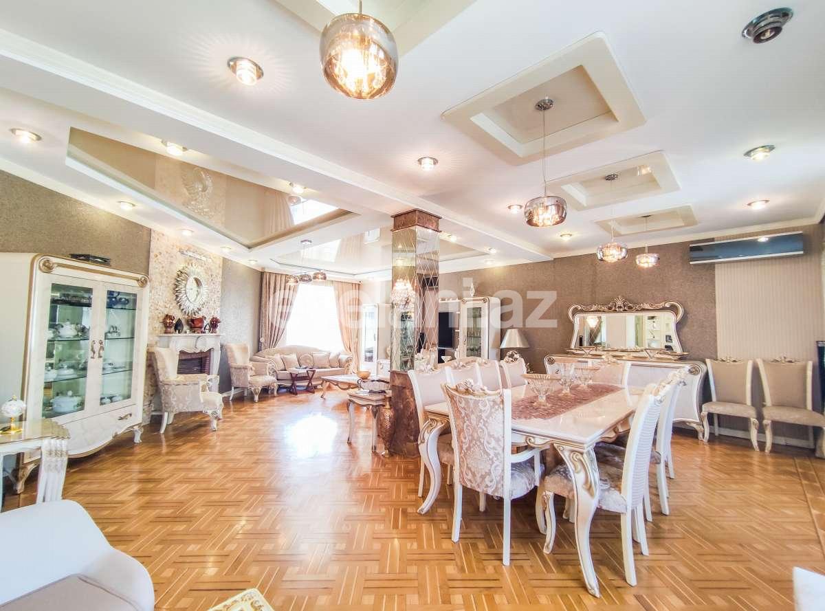 Kirayə verilir, yeni tikili, 4 otaqlı, 250 m², Bakı, Səbail r, Sahil m.