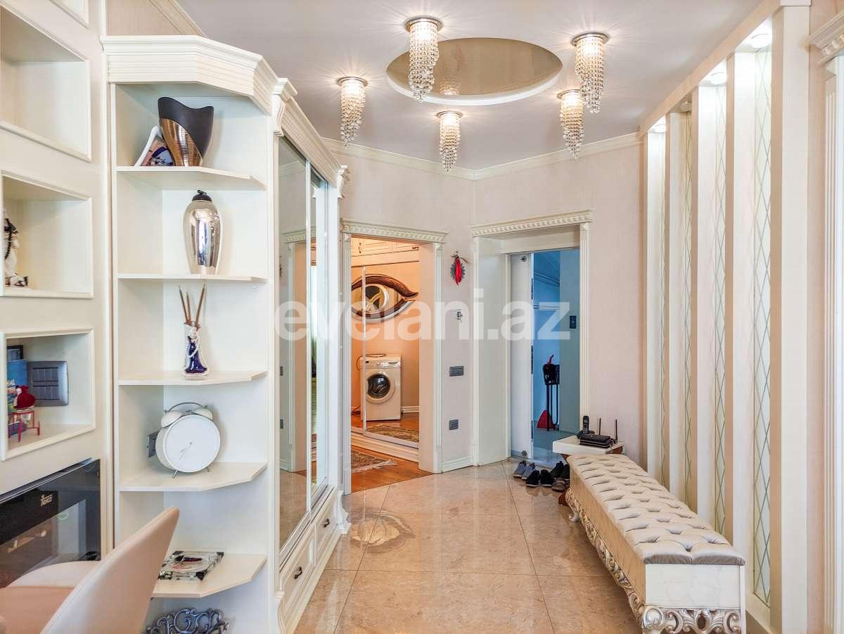 Kirayə verilir, yeni tikili, 4 otaqlı, 250 m², Bakı, Səbail r, Sahil m.