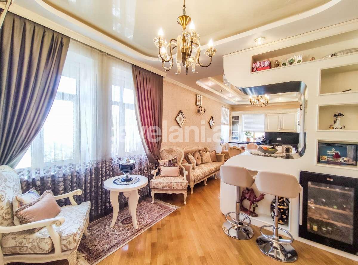 Kirayə verilir, yeni tikili, 4 otaqlı, 250 m², Bakı, Səbail r, Sahil m.