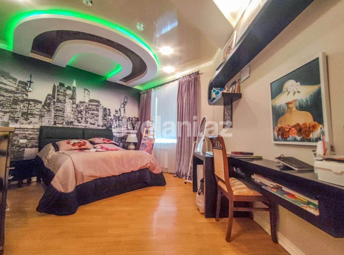 Kirayə verilir, yeni tikili, 4 otaqlı, 250 m², Bakı, Səbail r, Sahil m.