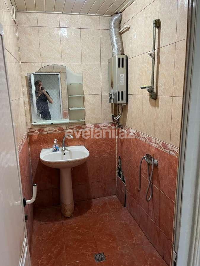 Satılır, köhnə tikili, 3 otaqlı, 90 m², Bakı, Binəqədi r, 9-cu mikrorayon q, Azadlıq prospekti m.