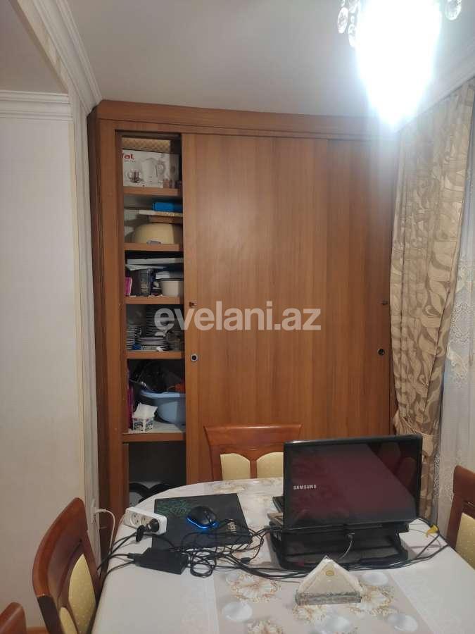 Satılır, köhnə tikili, 2 otaqlı, 50 m², Bakı, Nizami r, 8-ci kilometr q, Qara Qarayev m.