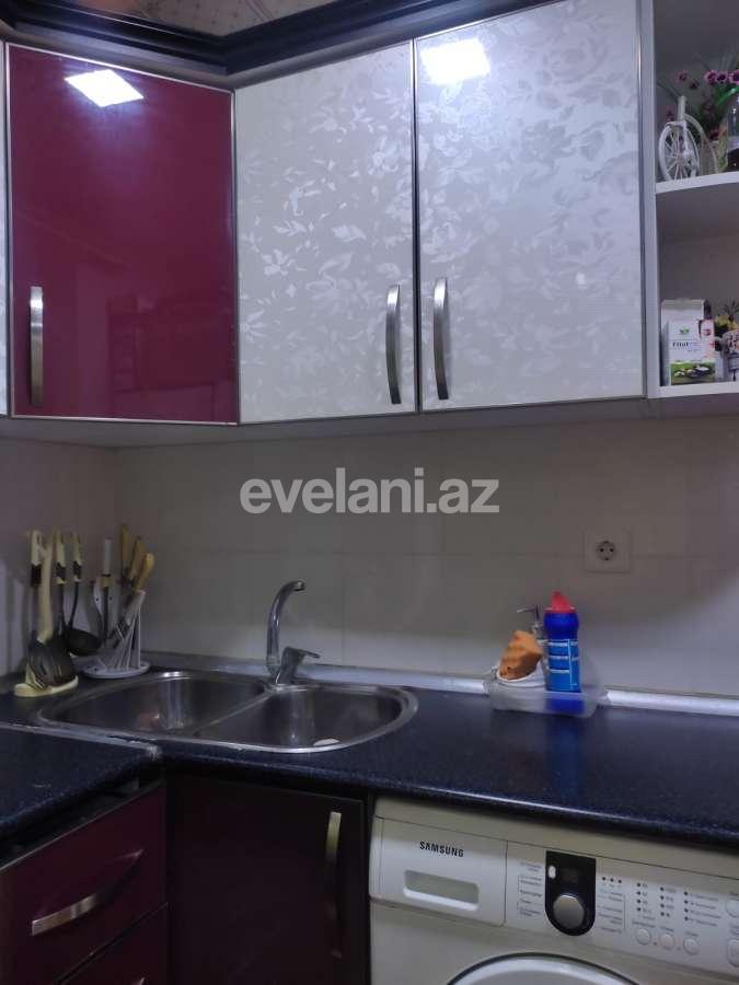 Satılır, köhnə tikili, 2 otaqlı, 50 m², Bakı, Nizami r, 8-ci kilometr q, Qara Qarayev m.